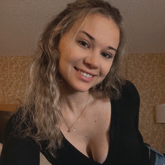 ๐Welcome To My Closet๐ - Picture 8 of 14